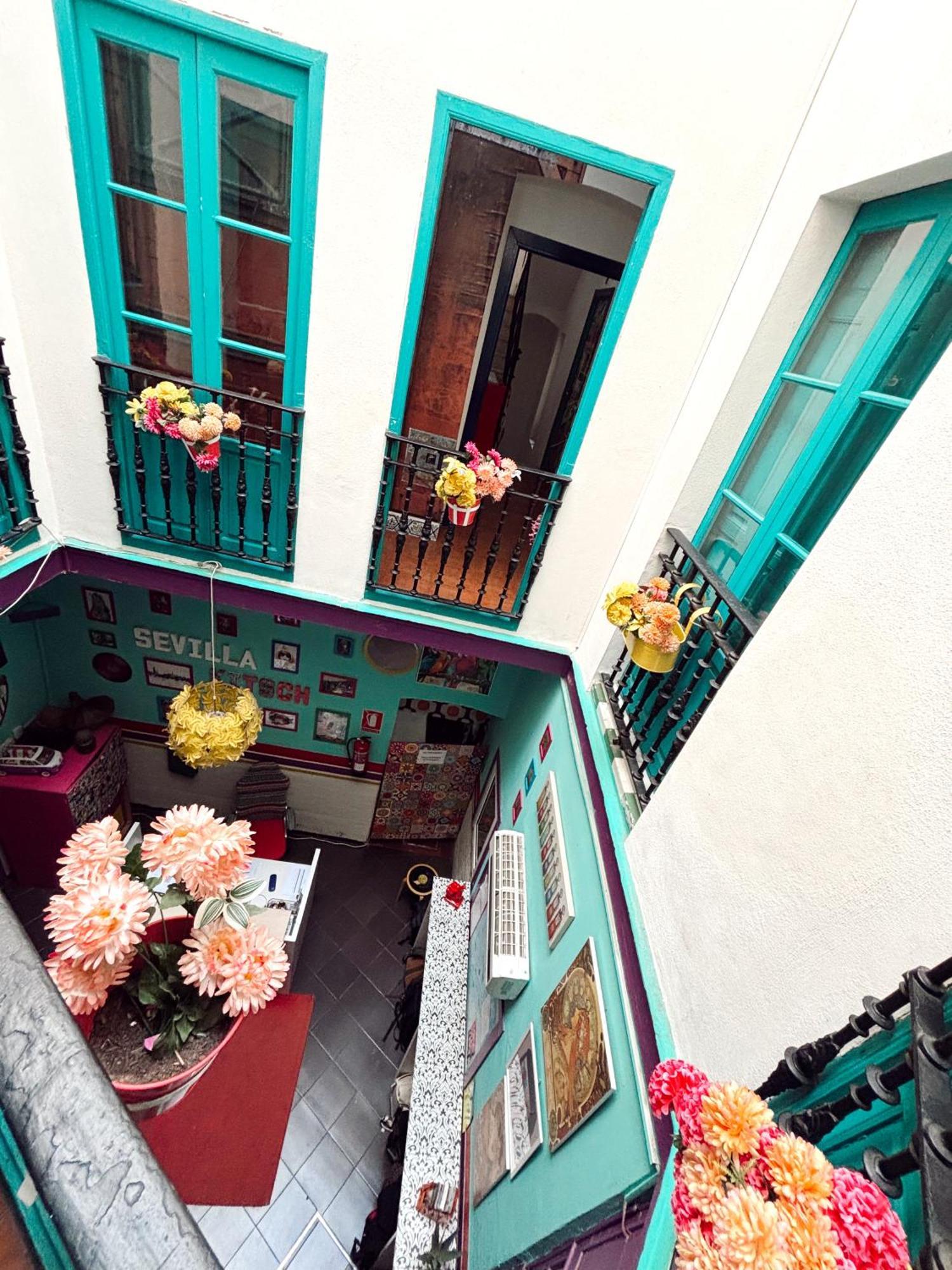 Rio Hostel Sevilla Eksteriør billede