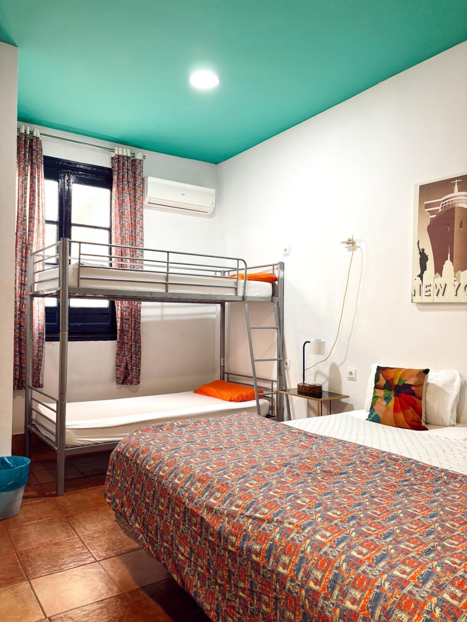 Rio Hostel Sevilla Eksteriør billede